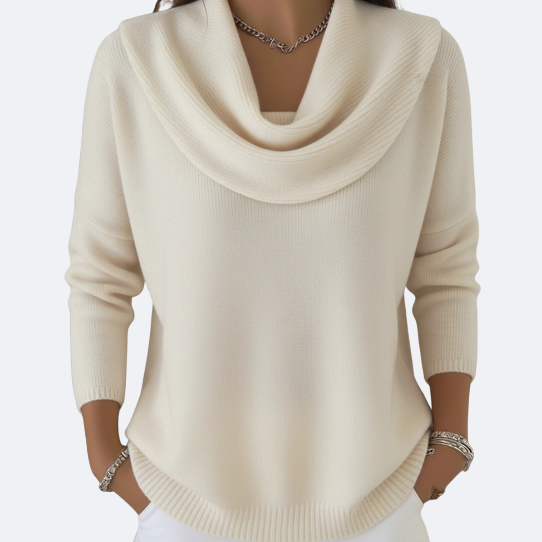 GIULIA - Sweater with Ruffles and Cozy Collar