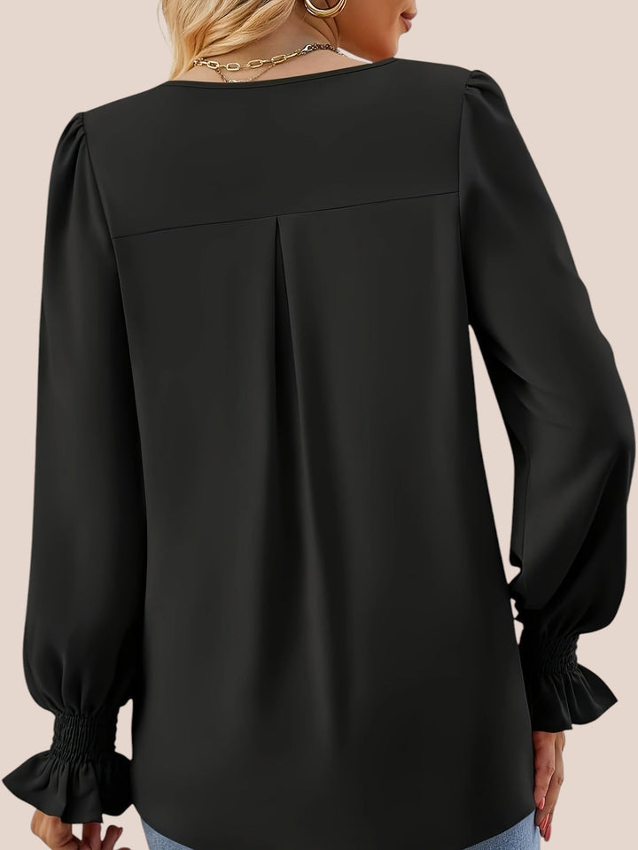 Mira | Elegant Blouse with V-Neck